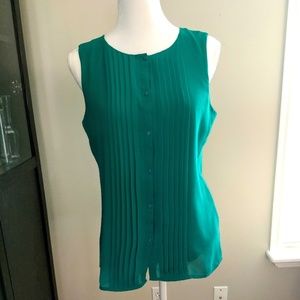 Loft Green tank top, size medium